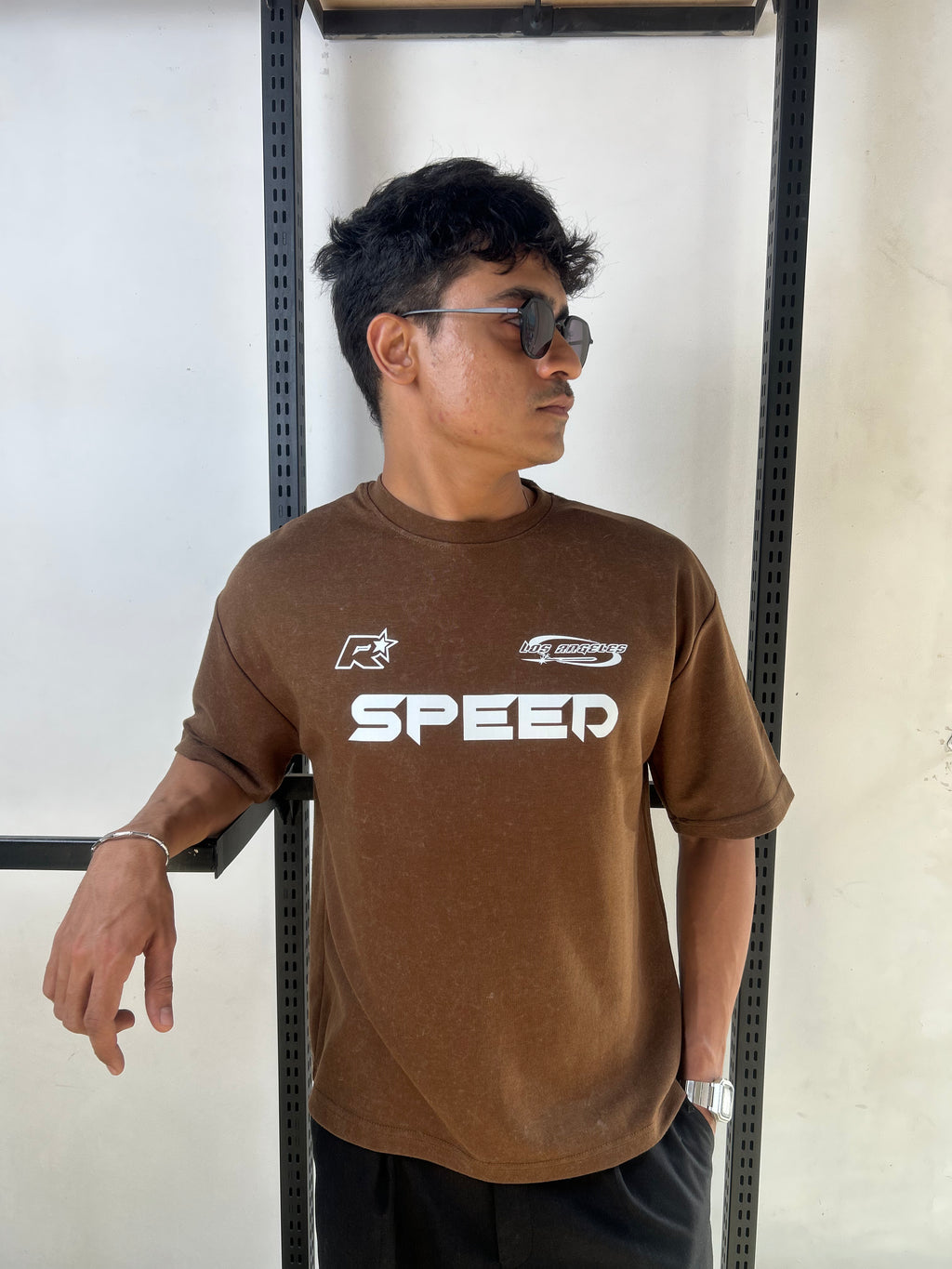 SPEED BROWN - ACID WASH TEE